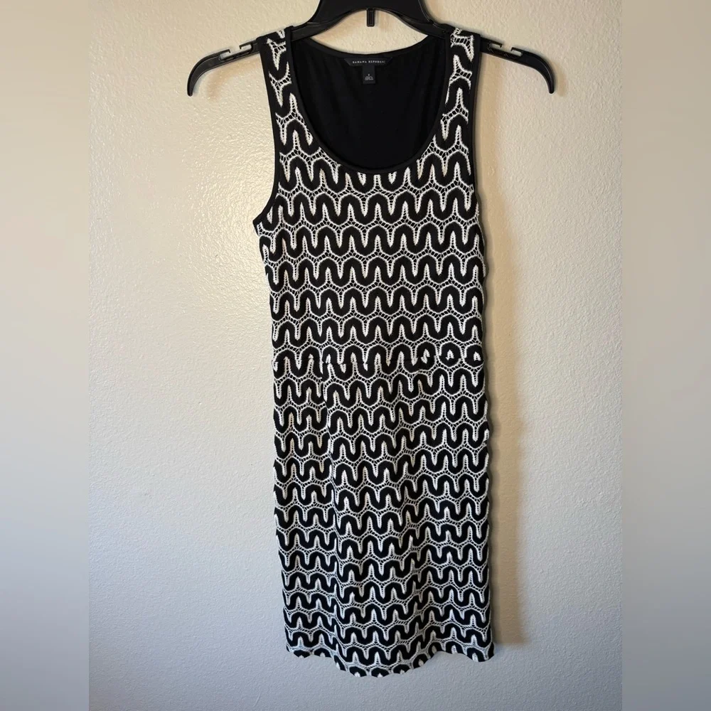 Banana Republic Crochet Lace Overlay Sheath Dress - Picture 1 of 7